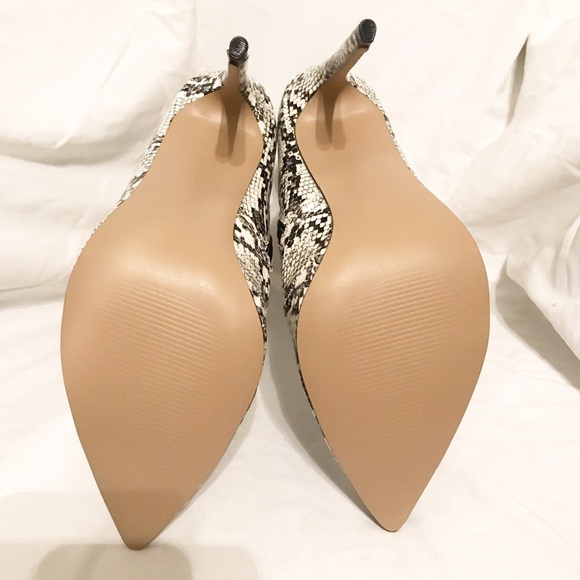 STEVE MADDEN Whimsy White black Snake Print Bootie - Picture 3 of 8